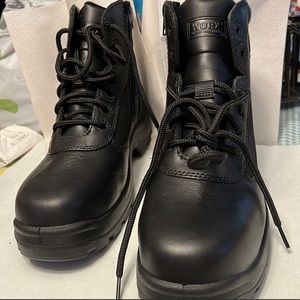 Safe steel toe shoes for men